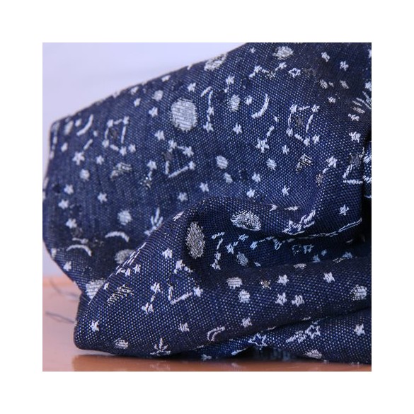 tissu français - jacquard bleu foncé et blanc