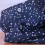 tissu français - jacquard bleu foncé et blanc