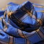 tissu carreaux bleu et ocre - un chat sur un fil