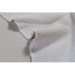 tissu pour coudre une veste beige - un chat sur un fil
