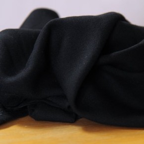 tissu crêpe de viscose et laine noir