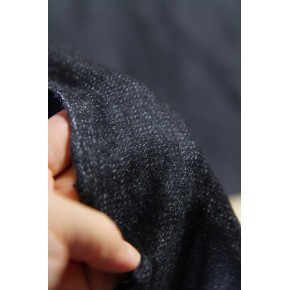 tissu fin pour coudre un pantalon ou gilet sans manche