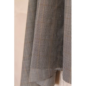 fluidité pour ce tissu carreaux