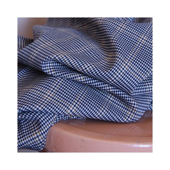 tissu gabardine souple à carreaux