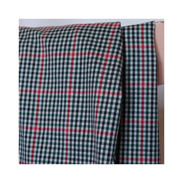 tissu sergé souple à carreaux