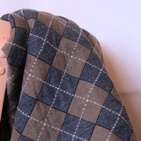 superbe jacquard français CARREAUX - collection upcyclinG