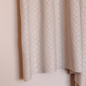 tissu suédine beige motif carré